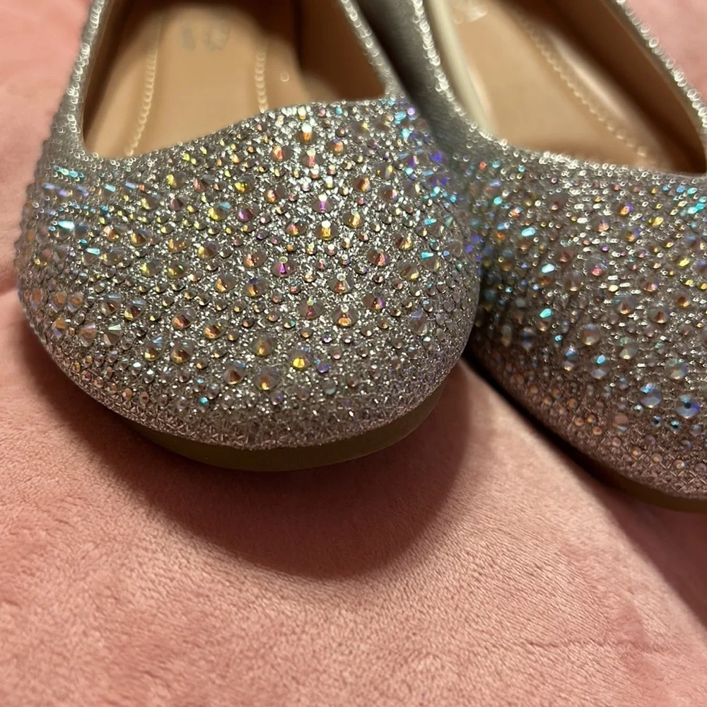 Top moda comfort girls shoes size 6.5 GUC
